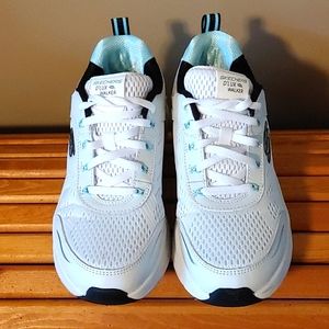 Skechers / D'LUX - WALKER Runners.